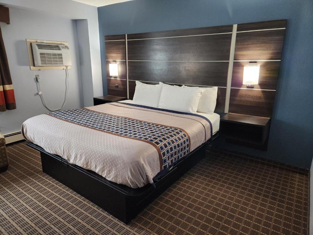 King Room interior